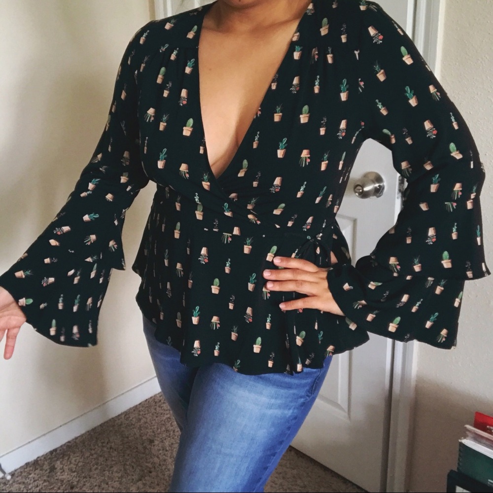 Francesca’s Cactus Print Bell Sleeve Top